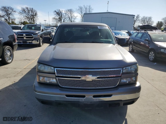 2007 Chevrolet Silverado 1500 Classic LT1 with VIN 1GCEC19V97Z153631, listed as a Copart auction lot 44605745 with 179,423 mi miles and Salvage Title. Bid and sale history available at carsss.com. Image 5.