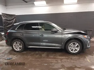 2022 Audi Q5 S line Premium with VIN WA1GAAFY8N2081365, listed as a IAAI auction lot 41630360 with 21,134 mi miles and . Bid and sale history available at DreamBid. Image 13.