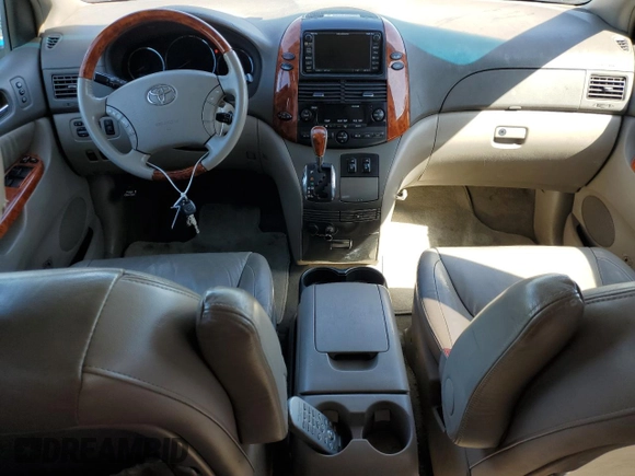 2008 Toyota Sienna XLE with VIN 5TDBK22C28S012861, listed as a Copart auction lot 51900215 with 153,273 mi miles and Salvage Title. Bid and sale history available at carsss.com. Image 8.