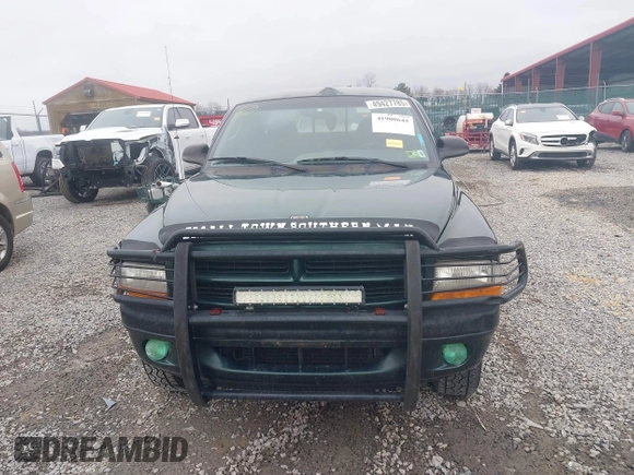 2000 Dodge Dakota SLT with VIN 1B7GG22X3YS508480, listed as a IAAI auction lot 41900645 with 105,652 mi miles and . Bid and sale history available at carsss.com. Image 12.