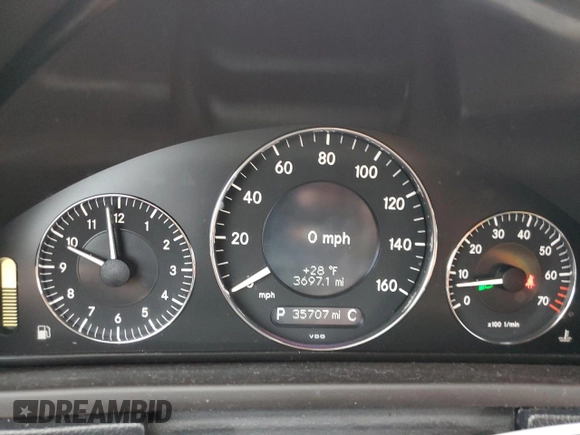 2007 Mercedes-Benz CLK-Class 5.5L with VIN WDBTJ72H47F211102, listed as a Copart auction lot 87902155 with 35,707 mi miles and Salvage Title. Bid and sale history available at carsss.com. Image 9.