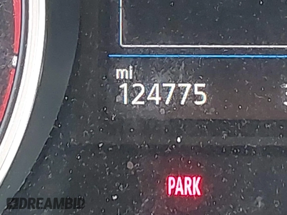 2018 Volkswagen Tiguan S with VIN 3VV1B7AX7JM092033, listed as a IAAI auction lot 42373619 with 124,775 mi miles and . Bid and sale history available at DreamBid. Image 15.