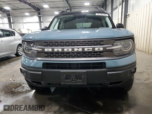 2023 Ford Bronco Sport Badlands z VIN 3FMCR9D91PRE01918, wystawiony jako Copart lot #52120145 z przebiegiem 8 415 mil mil oraz Szkoda całkowita • Salvage title. Historia ofert i sprzedaży dostępna na DreamBid. Obrazek 5.