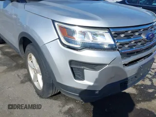 2019 Ford Explorer z VIN 1FM5K7B80KGA18578, wystawiony jako IAAI lot #42408067 z przebiegiem 124 938 mil mil oraz . Historia ofert i sprzedaży dostępna na DreamBid. Obrazek 6.