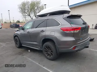 2018 Toyota Highlander Hybrid XLE с VIN 5TDJGRFH4JS044843, выставлен на аукционе IAAI как лот 41979512 с пробегом 84 844 миль миль и . История ставок и продаж доступна на DreamBid. Изображение 15.
