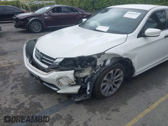 2014 Honda Accord Sedan Sport with VIN 1HGCR2F51EA068845, listed as a IAAI auction lot 41885619 with 201,542 mi miles. Bid and sale history available at carsss.com. Image 6.