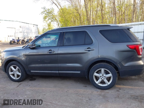 2016 Ford Explorer XLT with VIN 1FM5K8DH6GGC38012, listed as a IAAI auction lot 42145240 with 97,858 mi miles and . Bid and sale history available at carsss.com. Image 14.