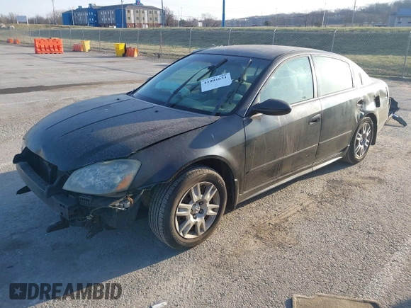 2005 Nissan Altima 2.5 S with VIN 1N4AL11DX5N496959, listed as a IAAI auction lot 41801631 with 190,433 mi miles. Bid and sale history available at carsss.com. Image 2.
