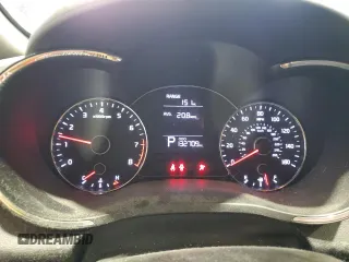2014 Kia Forte LX with VIN KNAFX4A64E5232642, listed as a Copart auction lot 52260835 with 132,709 mi miles and Clean Title. Bid and sale history available at carsss.com. Image 9.