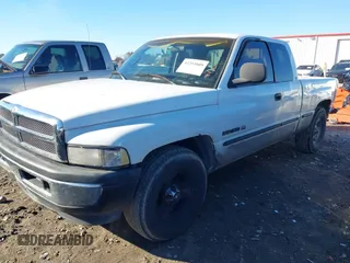 1999 Dodge 1500 z VIN 1B7HC13Z3XJ580696, wystawiony jako IAAI lot #41311605 z przebiegiem 244 120 mil mil oraz . Historia ofert i sprzedaży dostępna na DreamBid. Obrazek 17.