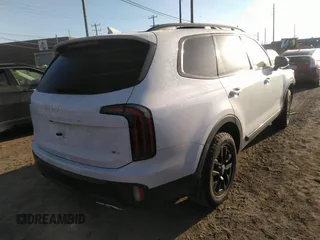 2024 Kia Telluride SX Prestige with VIN 5XYP5DGC8RG505640, listed as a IAAI auction lot 41781775 with 14,232 mi miles and . Bid and sale history available at DreamBid. Image 4.