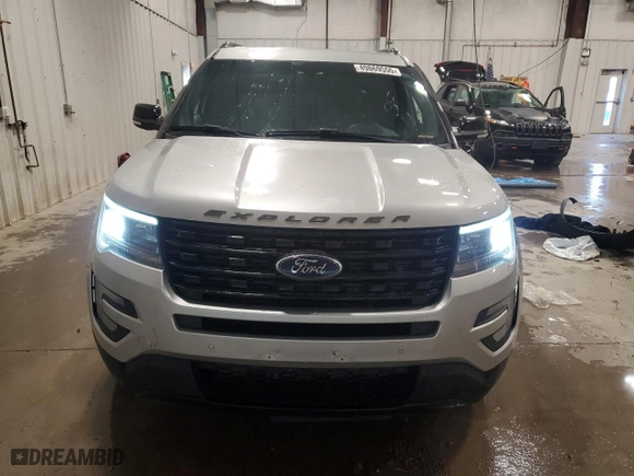 2016 Ford Explorer Sport with VIN 1FM5K8GT7GGC13281, listed as a Copart auction lot 49869555 with 179,229 mi miles and Non Repairable. Bid and sale history available at carsss.com. Image 5.