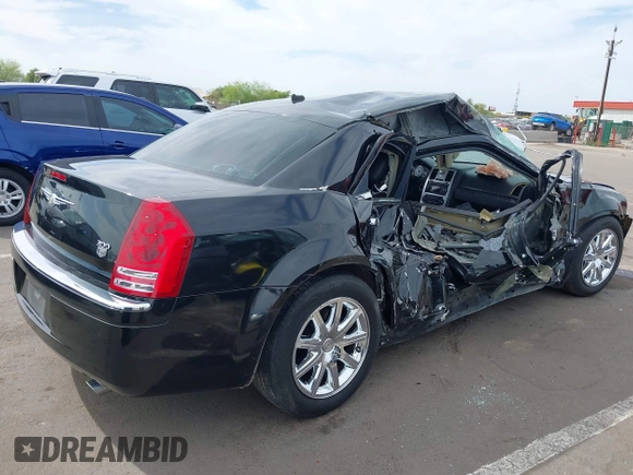 2008 Chrysler 300 C Hemi with VIN 2C3KA63H18H335466, listed as a IAAI auction lot 41899381 with Not Provided miles and . Bid and sale history available at carsss.com. Image 4.