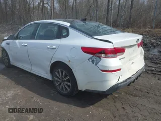 2019 Kia Optima LX with VIN 5XXGT4L38KG300213, listed as a IAAI auction lot 41775052 with 141,402 mi miles. Bid and sale history available at carsss.com. Image 3.