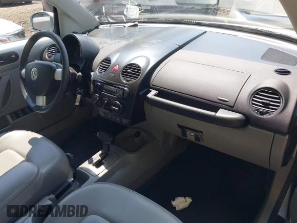 2006 Volkswagen Beetle with VIN 3VWRG31Y36M319727, listed as a IAAI auction lot 42845632 with 103,808 mi miles and . Bid and sale history available at DreamBid. Image 5.