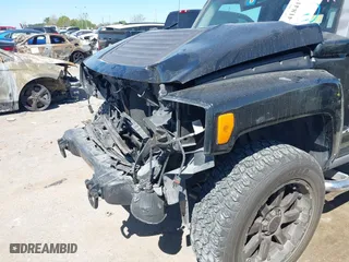 2006 Hummer H3 with VIN 5GTDN136768275733, listed as a IAAI auction lot 41841767 with 91,113 mi miles. Bid and sale history available at carsss.com. Image 6.