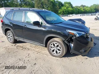 2024 Subaru Forester Premium with VIN JF2SKACC7RH507864, listed as a IAAI auction lot 42178068 with 13,700 mi miles and . Bid and sale history available at DreamBid. Image 1.