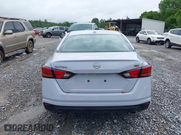 2024 Nissan Altima SR z VIN 1N4BL4CV1RN395164, wystawiony jako IAAI lot #42374057 z przebiegiem 23 743 mil mil oraz . Historia ofert i sprzedaży dostępna na DreamBid. Obrazek 16.