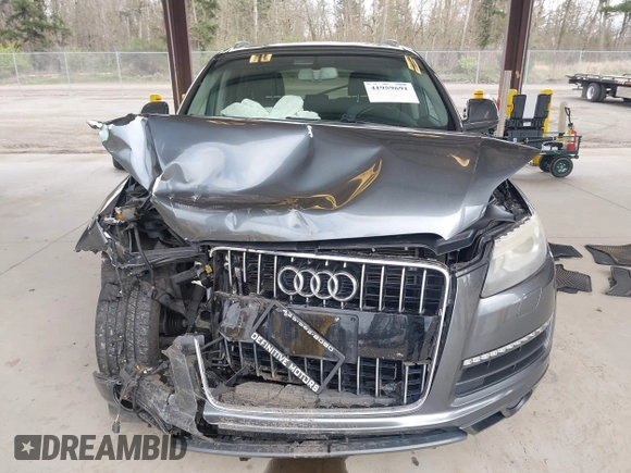 2014 Audi Q7 3.0L TDI Premium with VIN WA1CMAFE7ED017740, listed as a IAAI auction lot 41959691 with 112,521 mi miles. Bid and sale history available at carsss.com. Image 12.