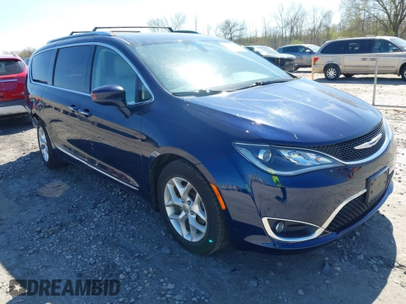 2018 Chrysler Pacifica Touring L z VIN 2C4RC1BGXJR126520, wystawiony jako IAAI lot #42223746 z przebiegiem 117 847 mil mil oraz . Historia ofert i sprzedaży dostępna na DreamBid. Obrazek 1.