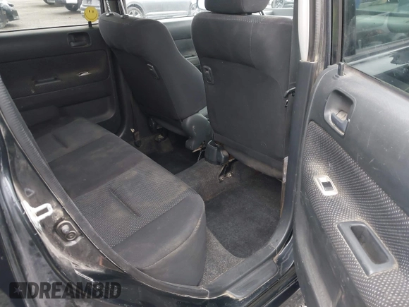 2005 Scion xB z VIN JTLKT324954021760, wystawiony jako IAAI lot #42125087 z przebiegiem 414 129 mil mil oraz . Historia ofert i sprzedaży dostępna na DreamBid. Obrazek 8.