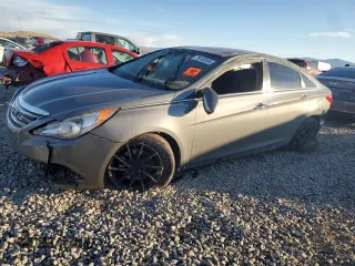 2014 Hyundai Sonata Limited with VIN 5NPEC4AB7EH855115, listed as a Copart auction lot 78449184 with Not Provided miles and Salvage Title. Bid and sale history available at DreamBid. Image 1.