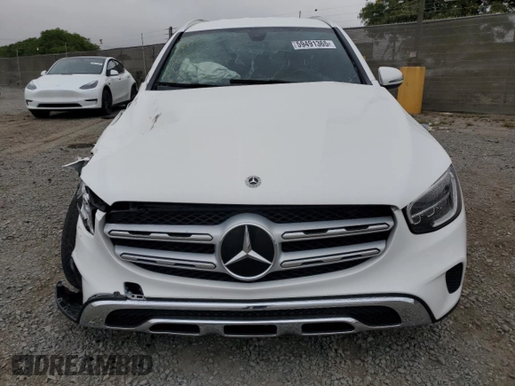 2020 Mercedes-Benz GLC 300 with VIN WDC0G8DB8LF698908, listed as a Copart auction lot 59491365 with 58,566 mi miles and Salvage title. Bid and sale history available at DreamBid. Image 5.