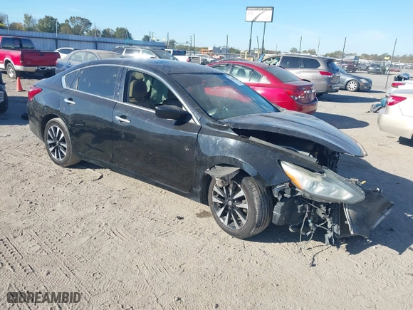 2018 Nissan Altima 2.5 SV with VIN 1N4AL3AP9JC110947, listed as a IAAI auction lot 40555479 with 191,294 mi miles. Bid and sale history available at carsss.com. Image 1.