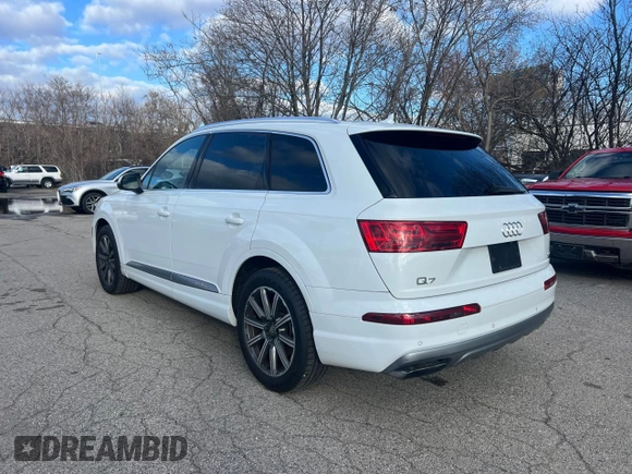 2017 Audi Q7 Premium Plus with VIN WA1LAAF72HD005719, listed as a Copart auction lot 52650635 with 154,276 mi miles and Clean Title. Bid and sale history available at carsss.com. Image 3.