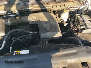 2018 Ram 1500 SLT z VIN 1C6RR6GG6JS317409, wystawiony jako Copart lot #69122885 z przebiegiem 120 898 mil mil oraz Szkoda całkowita • Salvage title. Historia ofert i sprzedaży dostępna na DreamBid. Obrazek 15.