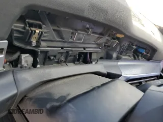 2023 BMW 3 Series 330i z VIN 3MW69FF08P8D73326, wystawiony jako Copart lot #57511995 z przebiegiem Nie podano mil oraz Czysty tytuł • Clean title. Historia ofert i sprzedaży dostępna na DreamBid. Obrazek 9.