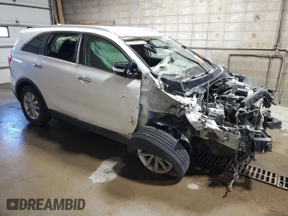 2016 Kia Sorento LX with VIN 5XYPGDA39GG073608, listed as a Copart auction lot 49380795 with 83,060 mi miles and Clean Title. Bid and sale history available at DreamBid. Image 4.