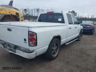 2005 Dodge Ram 1500 SLT with VIN 1D7HA18D75S261351, listed as a IAAI auction lot 41807500 with 999,999 mi miles. Bid and sale history available at carsss.com. Image 4.