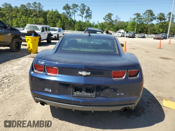 2011 Chevrolet Camaro 1LT z VIN 2G1FB1ED9B9130530, wystawiony jako Copart lot #52991295 z przebiegiem 166 222 mil mil oraz Szkoda całkowita • Salvage title. Historia ofert i sprzedaży dostępna na DreamBid. Obrazek 6.