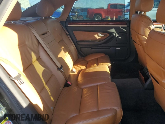 2006 Audi A8 4.2L z VIN WAUML44E86N018423, wystawiony jako Copart lot #82761894 z przebiegiem Nie podano mil oraz Szkody całkowita. Historia ofert i sprzedaży dostępna na DreamBid. Obrazek 10.