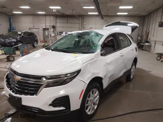 2022 Chevrolet Equinox LS with VIN 3GNAXSEV3NS170280, listed as a IAAI auction lot 41729722 with 44,412 mi miles. Bid and sale history available at carsss.com. Image 6.