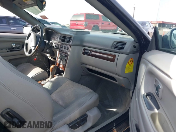 2004 Volvo C70 with VIN YV1NC62D94J049529, listed as a IAAI auction lot 41668957 with 100,110 mi miles. Bid and sale history available at carsss.com. Image 5.