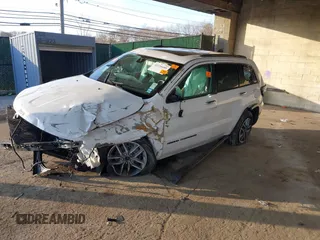 2020 Jeep Grand Cherokee Limited z VIN 1C4RJFBGXLC239821, wystawiony jako IAAI lot #41216680 z przebiegiem 83 055 mil mil oraz . Historia ofert i sprzedaży dostępna na DreamBid. Obrazek 17.