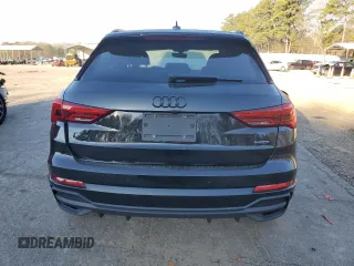2024 Audi Q3 S line Premium Plus z VIN WA1EECF30R1112003, wystawiony jako Copart lot #46342255 z przebiegiem 5444 mil mil oraz Szkody całkowita. Historia ofert i sprzedaży dostępna na DreamBid. Obrazek 6.