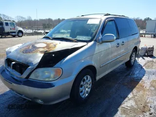 2005 Kia Sedona LX with VIN KNDUP131456627909, listed as a IAAI auction lot 41771442 with 1 mi miles. Bid and sale history available at carsss.com. Image 2.