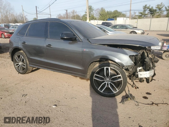 2017 Audi SQ5 Premium Plus with VIN WA1CCAFP5HA063917, listed as a Copart auction lot 48882755 with 104,669 mi miles and Salvage Title. Bid and sale history available at carsss.com. Image 4.