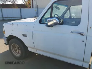1993 Ford F-150 with VIN 1FTDF15Y9PLA24150, listed as a IAAI auction lot 41319663 with 1 mi miles. Bid and sale history available at carsss.com. Image 14.