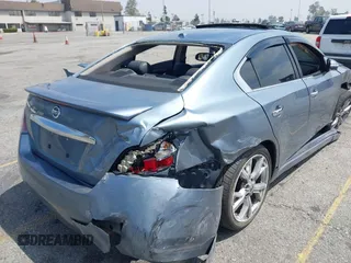 2012 Nissan Maxima SV z VIN 1N4AA5AP6CC842506, wystawiony jako IAAI lot #42025214 z przebiegiem 147 371 mil mil oraz . Historia ofert i sprzedaży dostępna na DreamBid. Obrazek 6.