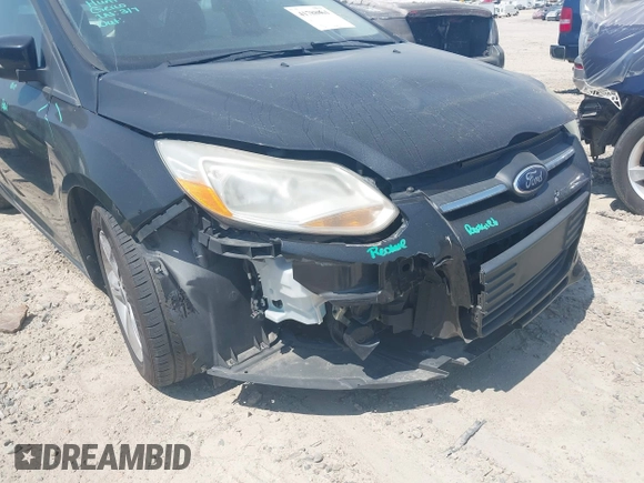 2013 Ford Focus SE with VIN 1FADP3K23DL161448, listed as a IAAI auction lot 41788061 with 184,542 mi miles. Bid and sale history available at carsss.com. Image 6.