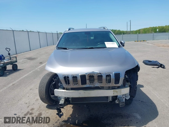 2020 Jeep Cherokee Latitude with VIN 1C4PJMCB4LD654657, listed as a IAAI auction lot 42113003 with 67,062 mi miles and . Bid and sale history available at DreamBid. Image 13.