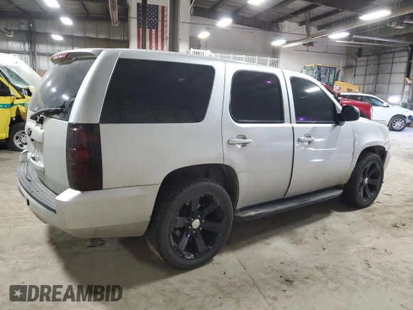 2010 Chevrolet Tahoe LS with VIN 1GNMCAE01AR223157, listed as a Copart auction lot 51087465 with 189,558 mi miles and Salvage title. Bid and sale history available at DreamBid. Image 3.