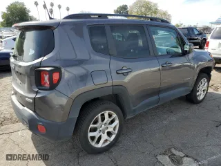 2018 Jeep Renegade Latitude with VIN ZACCJBBB7JPH63035, listed as a Copart auction lot 45544115 with 106,681 mi miles and Salvage Title. Bid and sale history available at carsss.com. Image 3.