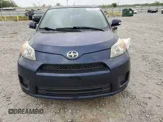 2013 Scion xD z VIN JTKKUPB49D1038616, wystawiony jako Copart lot #51835625 z przebiegiem 139 165 mil mil oraz Szkody całkowita. Historia ofert i sprzedaży dostępna na DreamBid. Obrazek 5.