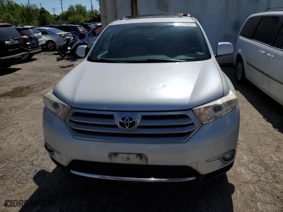 2011 Toyota Highlander with VIN 5TDBK3EH1BS044964, listed as a Copart auction lot 51984564 with 157,415 mi miles and Clean Title. Bid and sale history available at carsss.com. Image 5.