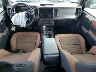 2022 Ford Bronco with VIN 1FMDE5DH3NLB05164, listed as a Copart auction lot 54131195 with 29,052 mi miles and Salvage title. Bid and sale history available at DreamBid. Image 8.